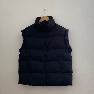 Women's Black Puffer Vest